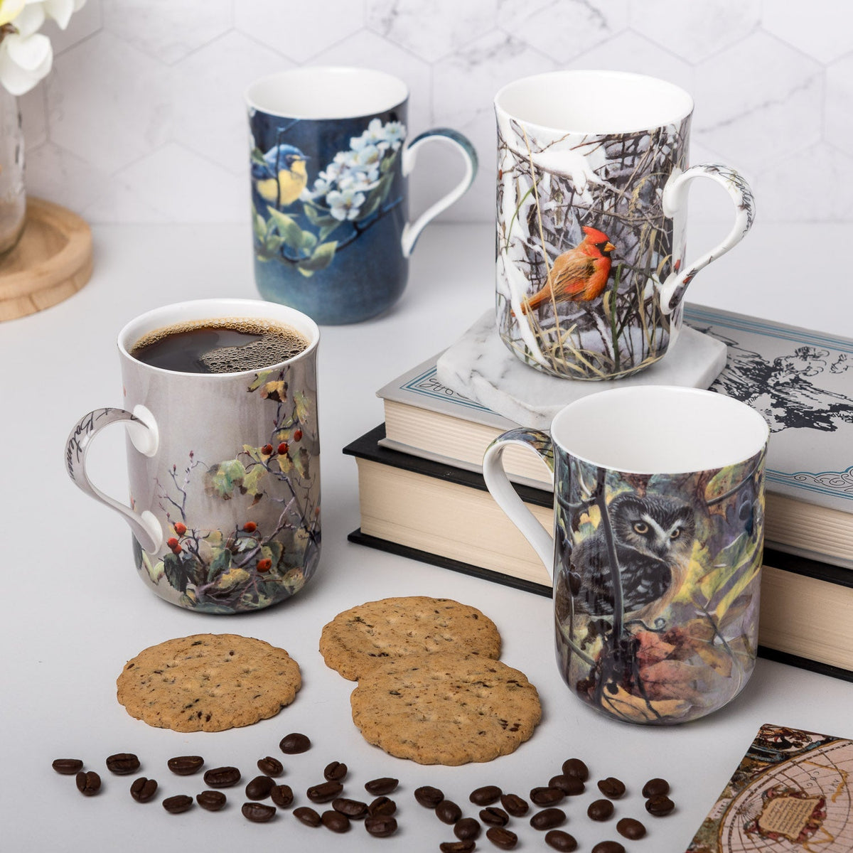 食器 COFFEEMAN Robert Bateman Loons Fine Bone China Set of 2 Mugs : Amazon